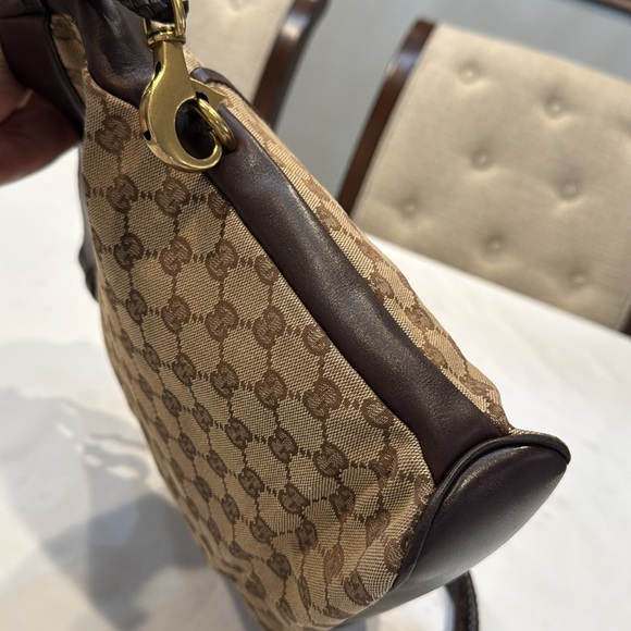 Authentic Gucci crossbody bag - Picture 4 of 15